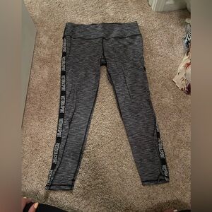 Victoria’s Secret sport leggings